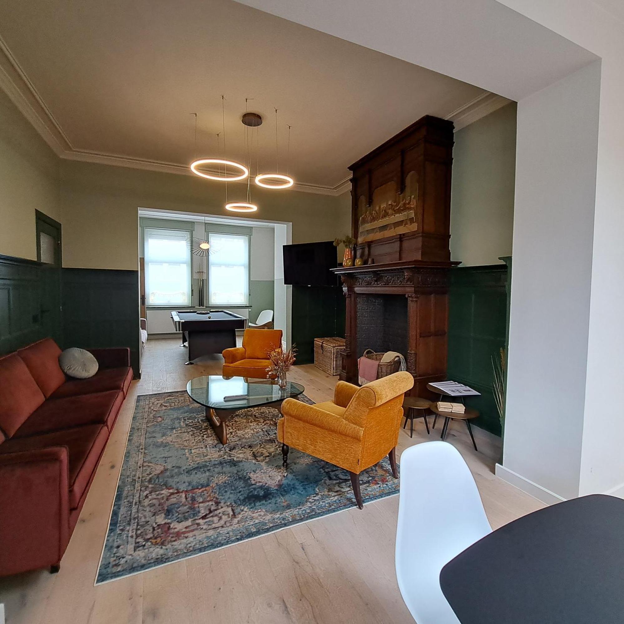 Villa Cezar - Big House At The Center Of Bruges - Free Parking Værelse billede
